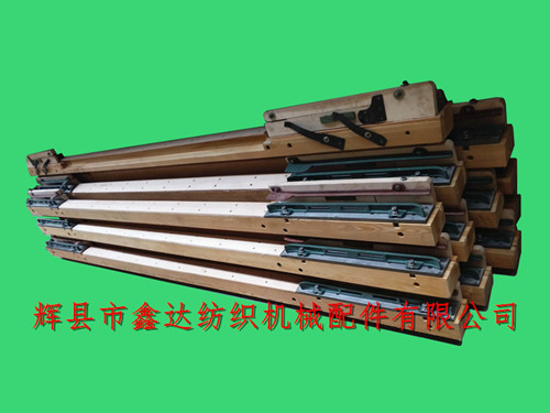 GA615織布機筘座、筘框木配件組裝
